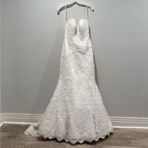 Ivory Oleg Cassini wedding dress